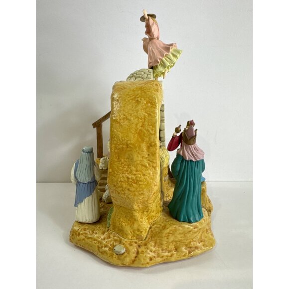 Trim A Home Mistletoe Magic Animated Christmas Musical Animated Musical Nativity - Picture 3 of 13